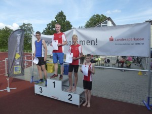 Max Singer, Sieger 1000 m beim 2. LAV-Laufabend am 18. Juni 2014.