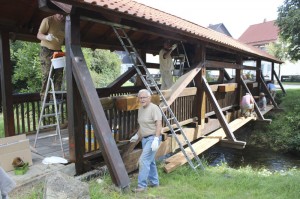 Arbeitseinsatz der Dorfgemeinschaft Wiedelah.