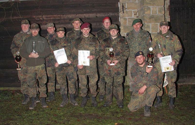 Das Team der RAG Hildesheim/Braunschweig hatte die Nase vorn und nahm freudestrahlend die Siegertrophäe in Empfang.