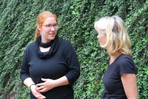  Miriam Witte (links) mit ihrer Betreuerin Irmtraud Theel, Foto Dr. Friedhart Knolle