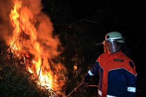 Traditionsfeuer im Hahne abgebrannt