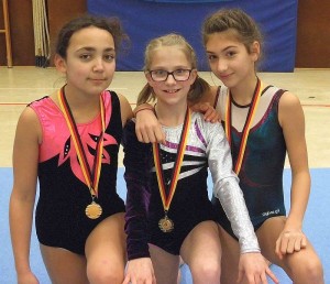 (v.l.): Hebba Ghaly (1) - Julienne Weiske (4) - Kira Schönert (20)