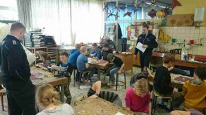 Kinder bei der "Brandschutzerziehung"