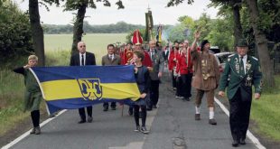 Umzug zur 950-Jahr-Feier in Lochtum