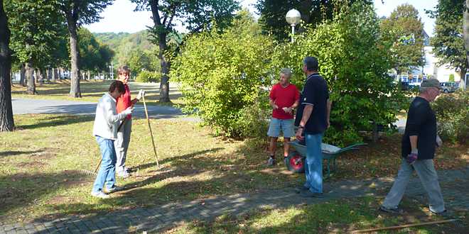 Dorfgemeinschaft Wiedelah pflanzte wieder Blumen