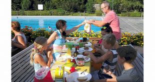 Bürgerfrühstück im Freibad Hornburg