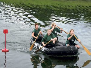 Schlauchbootrettungscup im Schladener Freibad