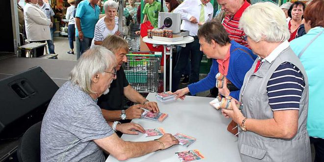 Autogrammstunde mit den Amigos