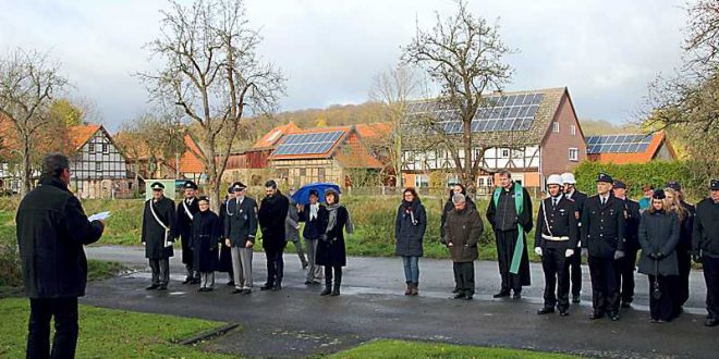 Volkstrauertag am Ehrenmal