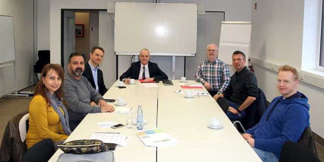 Internationale Besuchergruppe SESAM