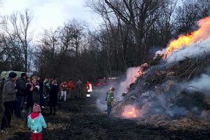 Osterfeuer - Isingerode